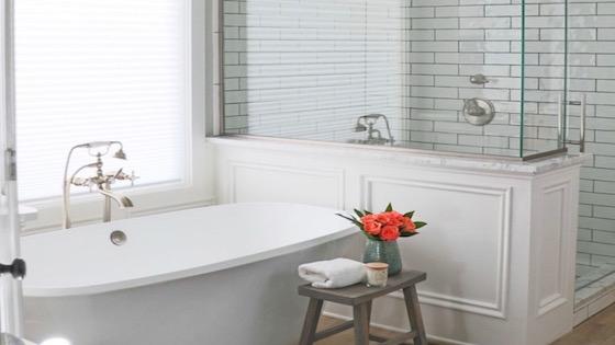 The Essential Bathroom Amenities Toiletries List for your Airbnb or Vacation Rental